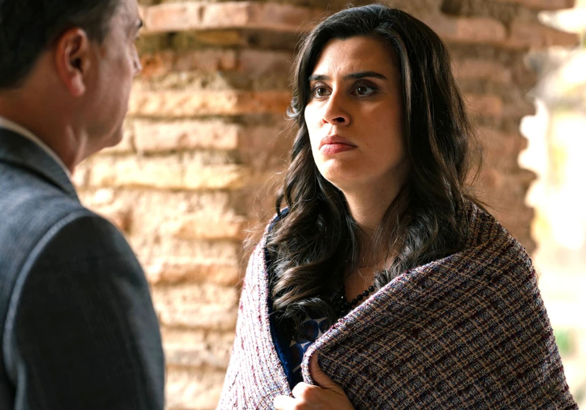 María pone en preaviso a Gabriel en 'Sueños de libertad'