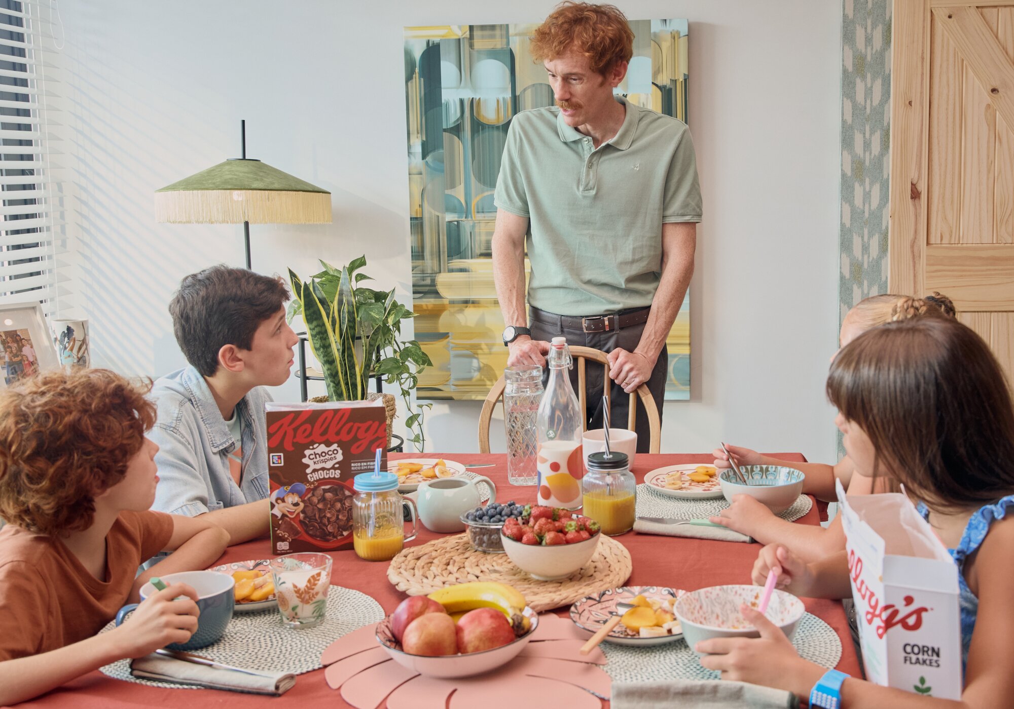 Daniel Pérez Prada junto a sus hijos en 'Padre no hay más que uno, la serie'