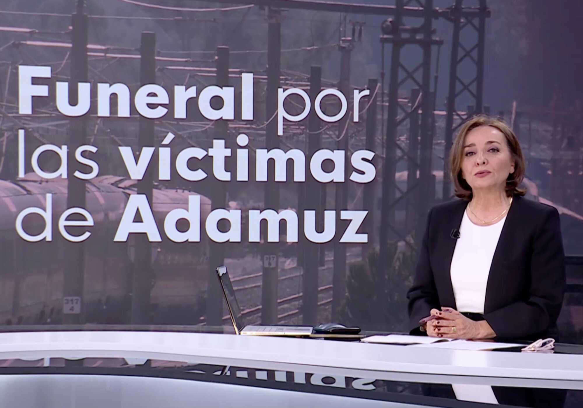 Pepa Bueno presenta el especial informativo por la misa funeral de las víctimas de Adamuz