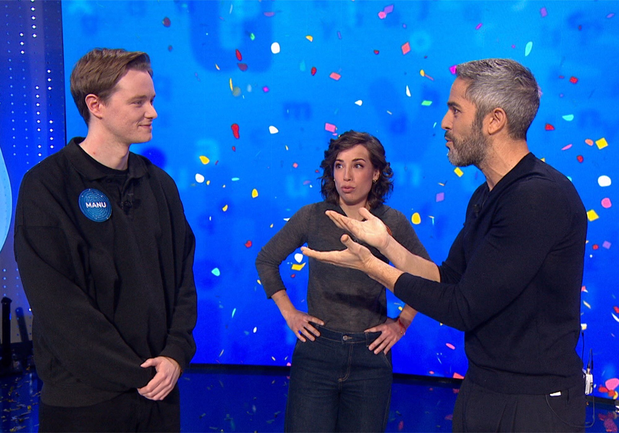 Manu, Rosa y Roberto Leal, nada más entregarse el bote de 'Pasapalabra'