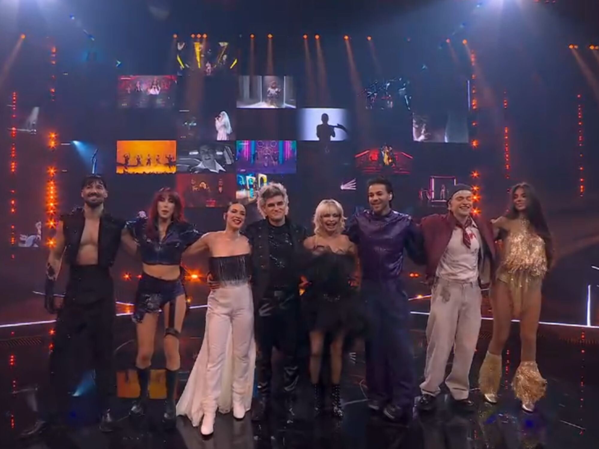 Jorge González, Vicco, Blanca Paloma, Nebulossa, Agoney, Almácor y Daniela Blasco cantan 'Eres tú' en la Final del Benidorm Fest 2026