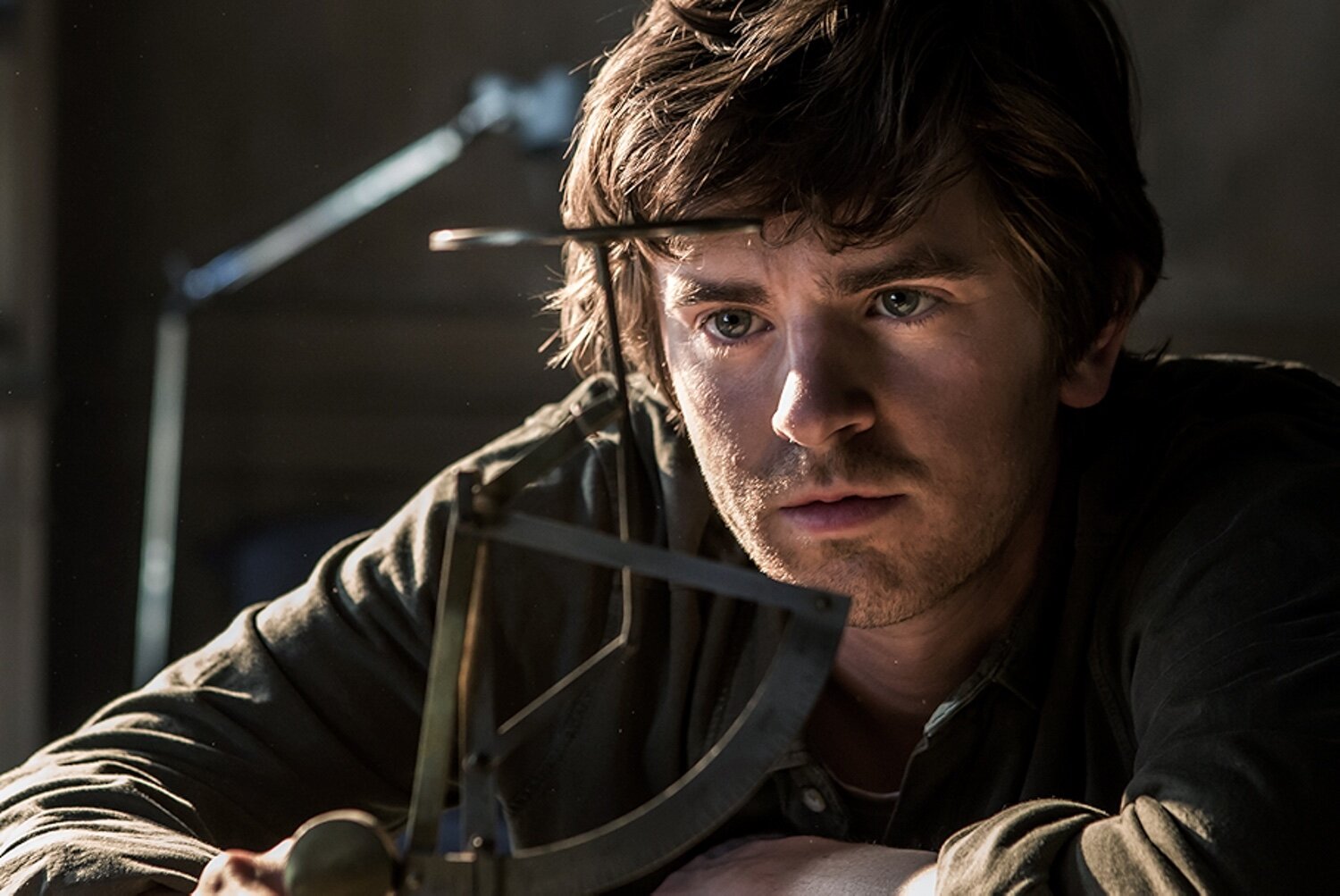 Freddie Highmore protagoniza 'Way Down', que anota un 2,4% en FDF