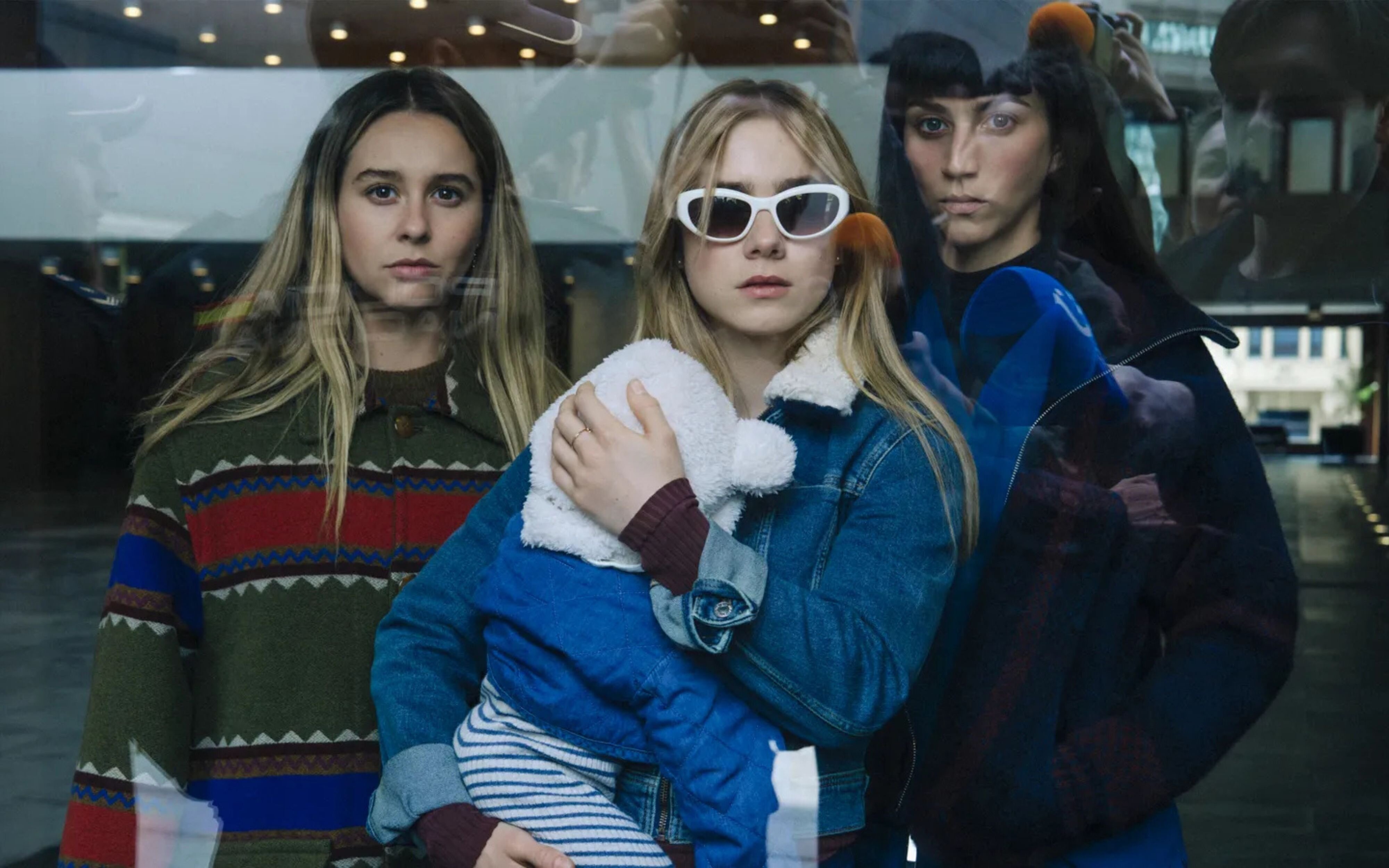 Imágenes de 'Esa noche', la nueva serie de Netflix que protagonizan Clara Galle, Paula Usero y Claudia Salas