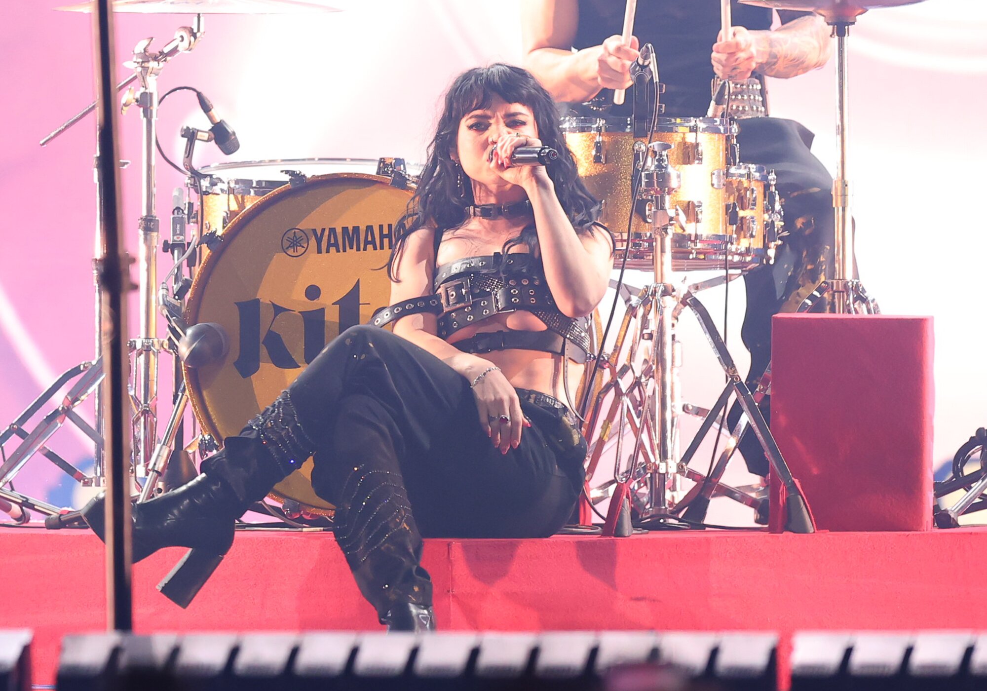 Kitai fueron los favoritos del jurado profesional en la primera semifinal