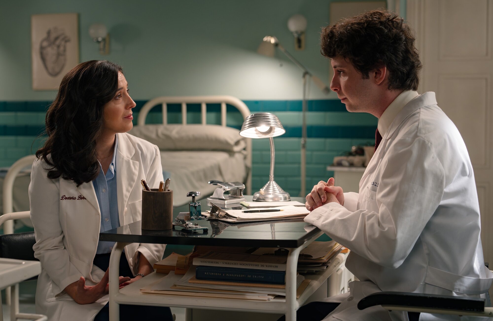 Luz habla con Miguel en 'Sueños de libertad'