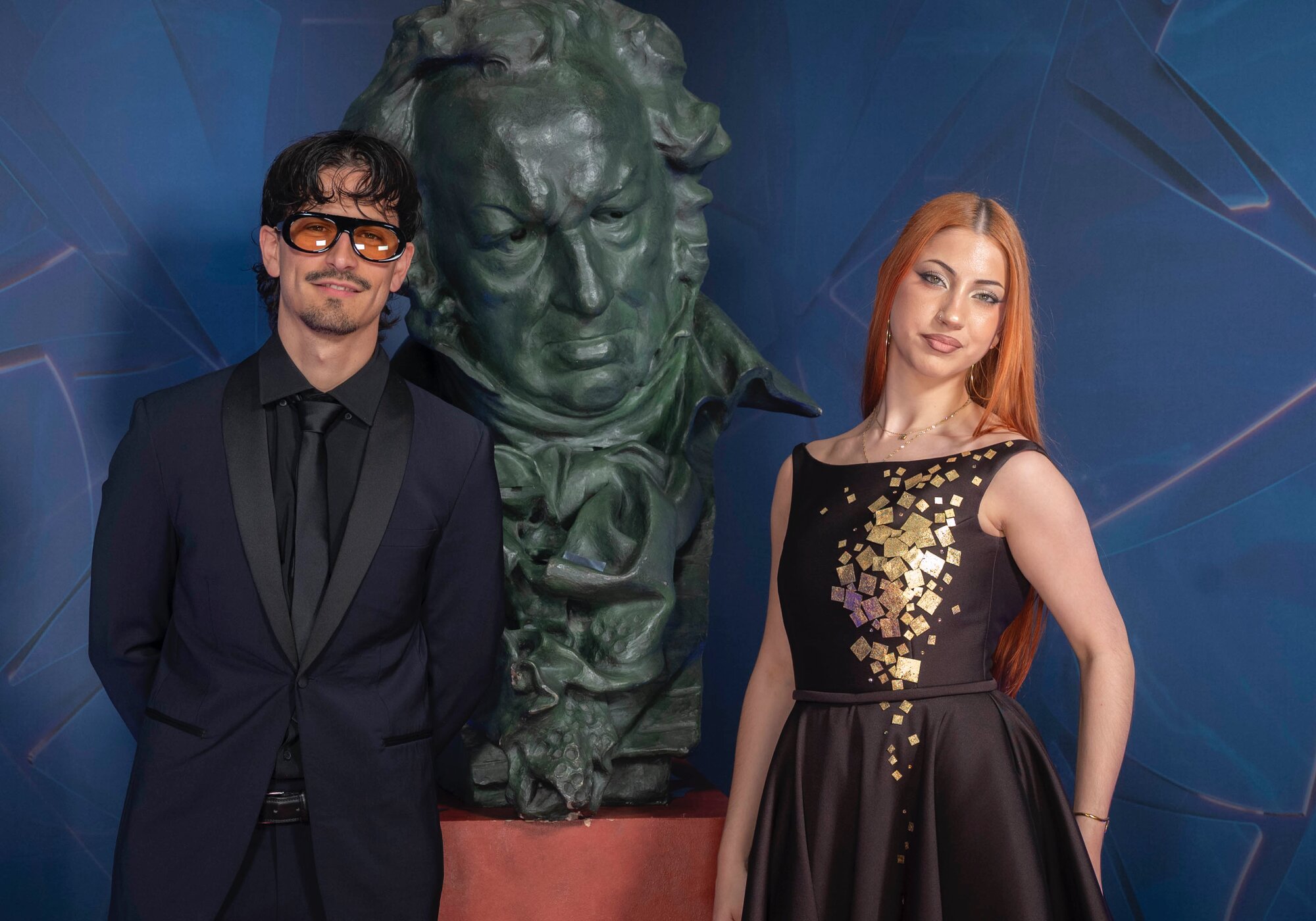 Tony Grox y Lucycalys en los Premios Goya 2026