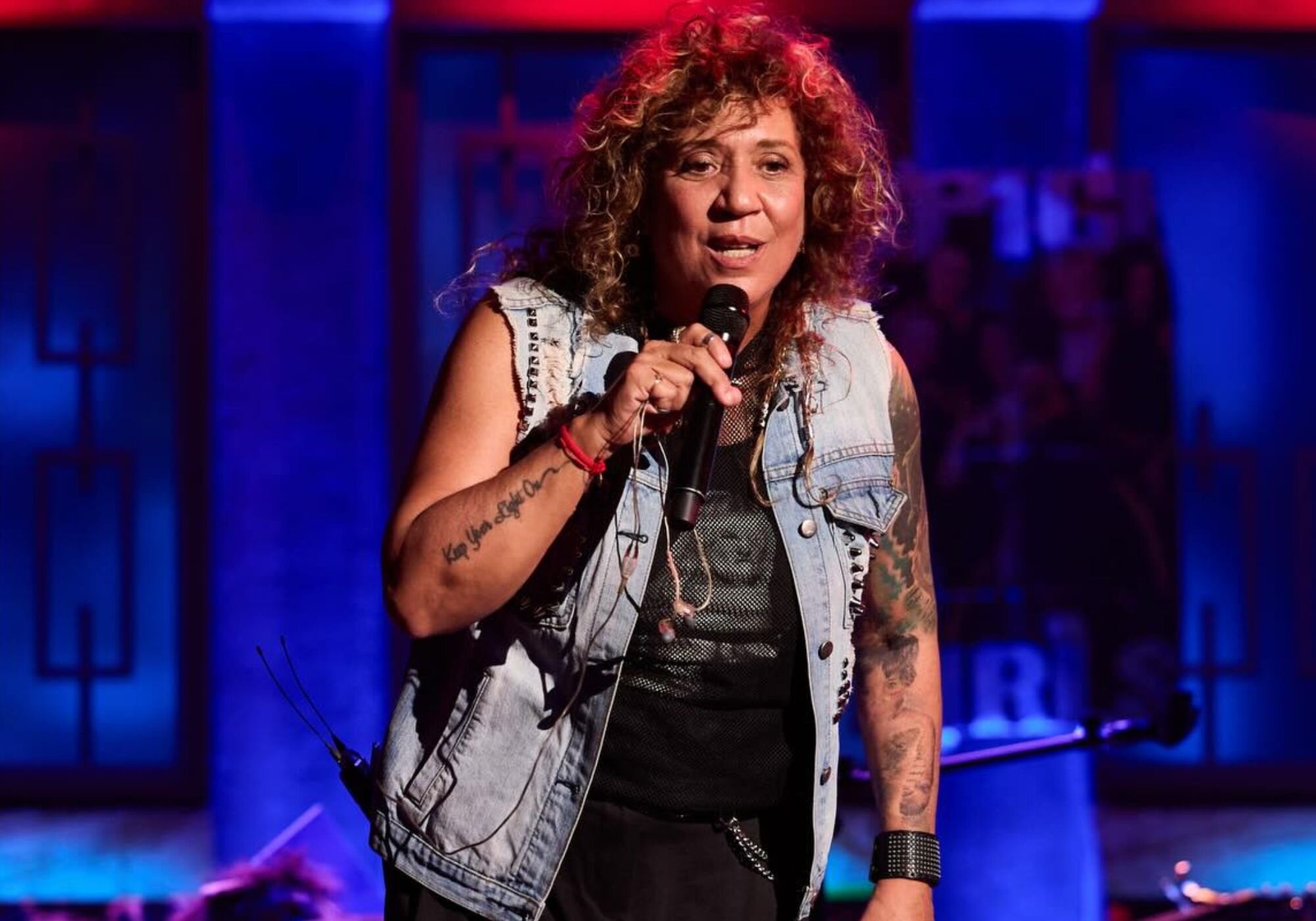 Rosana visitó 'La revuelta' para presentar su nuevo trabajo