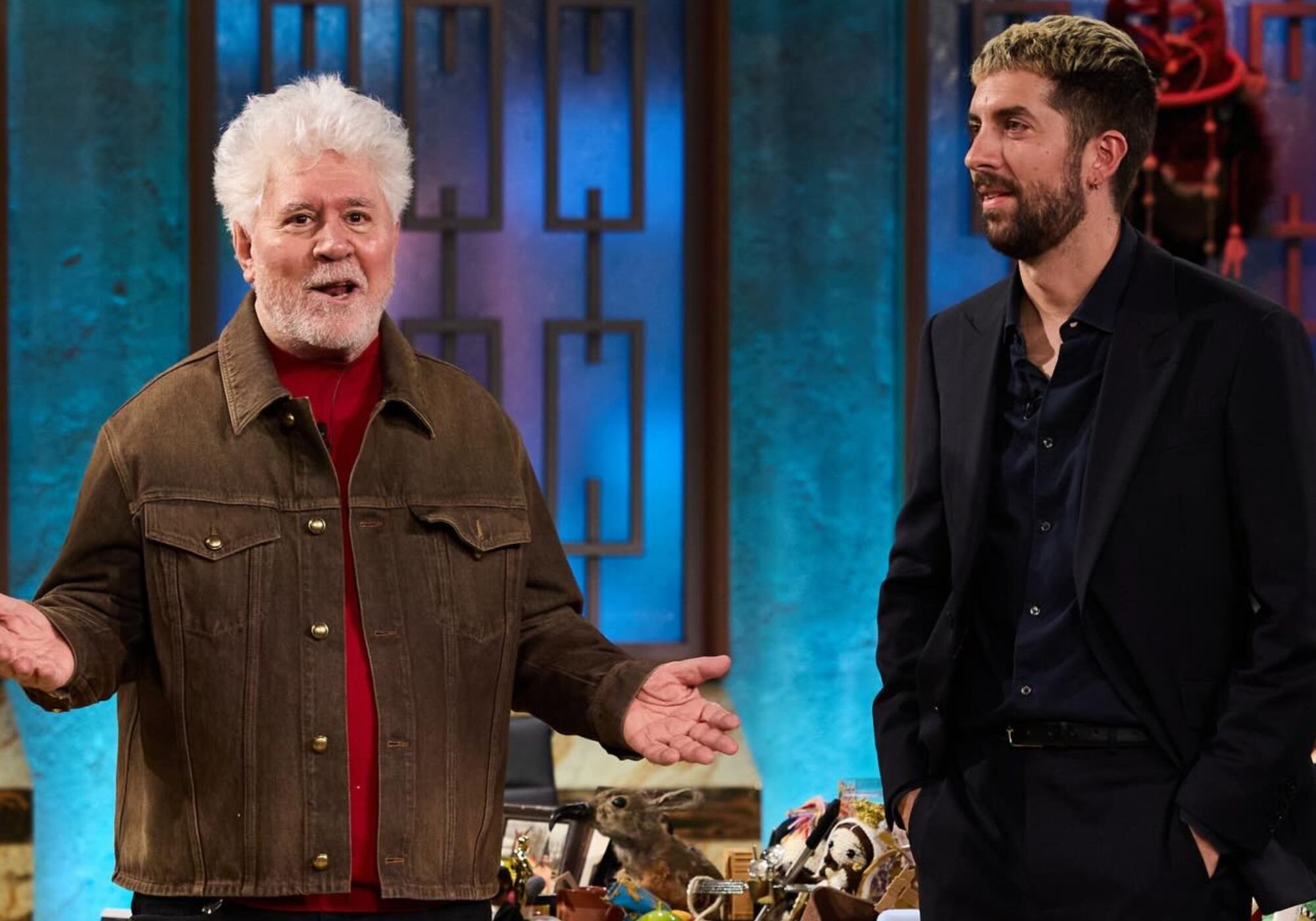 Pedro Almodóvar se mostró muy cercano durante su entrevista en 'La revuelta'