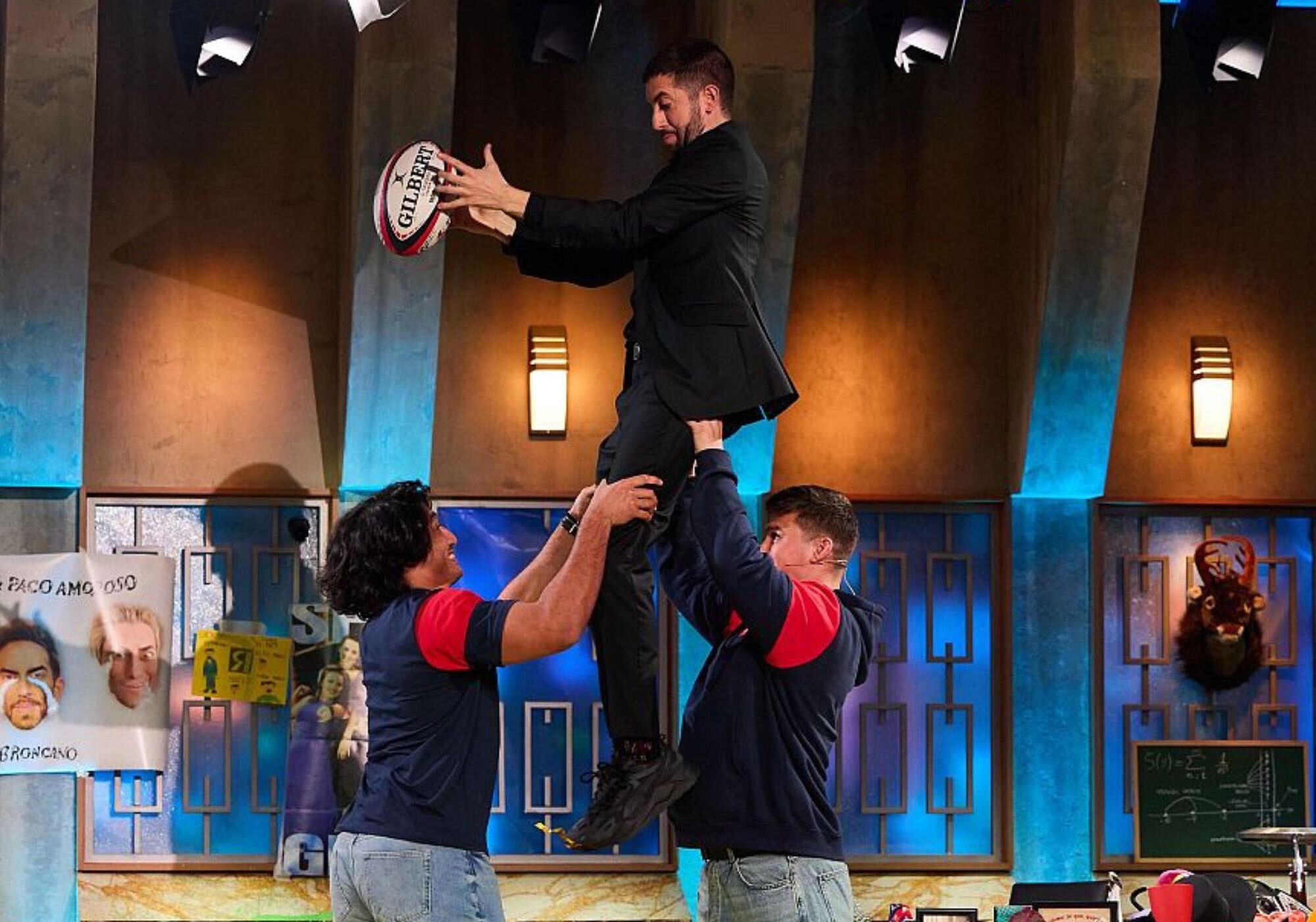 Algunos de los miembros de la selección española de rugby visitaron 'La revuelta' el 10 de febrero de 2025