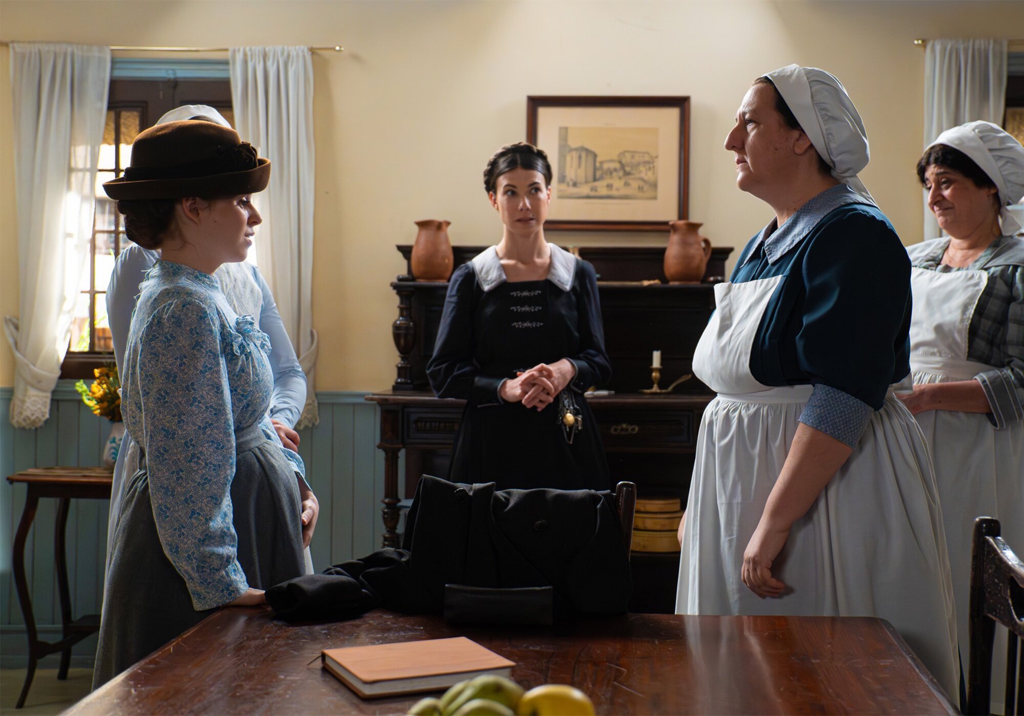 Todos miran a María Fernández en el capítulo 815 de 'La promesa'