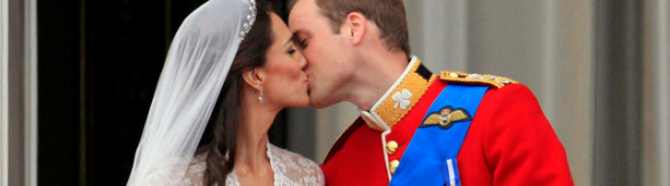 beso príncipe Guillermo y Kate Middleton boda real
