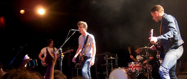 Arctic Monkeys está entre los grupos del FIB que emite MTV