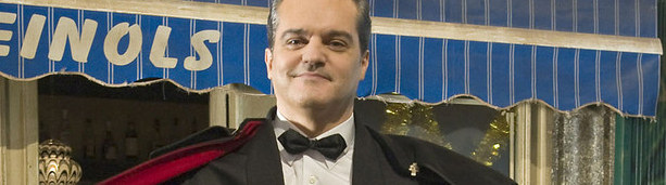 Ramón García durante su cameo en 'Aída' en las navidades de 2010.