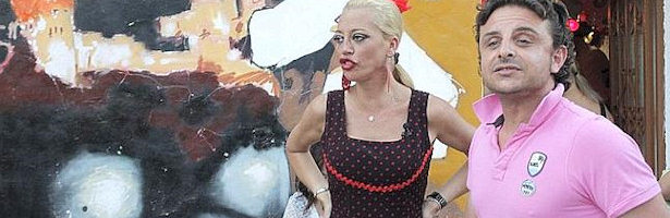 Belén Esteban durante la grabación de &#39;Los ojos de Belén&#39; en el pueblo granadino de Albaicín.