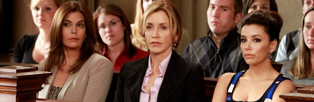 Susan, Lynette y Gaby apoyan a Bree en su juicio.