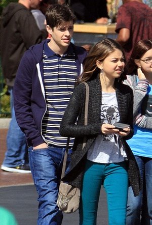 Matt Prokop y Sarah Hyland