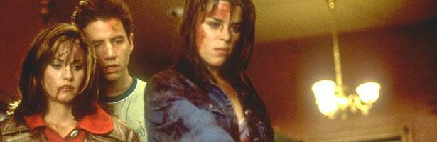 Courteney Cox, Jamie Kennedy y Neve Campbell en una escena de &quot;Scream&quot;.