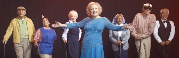 Betty White lidera a los ancianos de "Off Their Rockers"