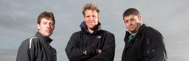 Dawson y Martin junto al presentador del documental, el medallista olímpico James Cracknell