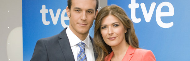 Diego Losada y Lara Siscar, presentadores de 'La tarde en 24h'