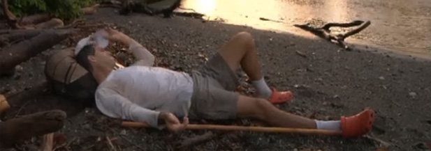 Frank Cuesta se relaja en el P.N. Corcavado (Puntarenas - Costa Rica) en 'Frank de la jungla'