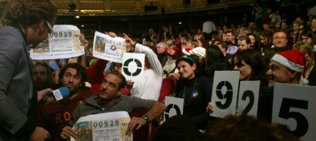 Trabajadores de Telemadrid durante el Sorteo de la Lotería