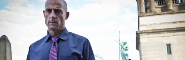 Mark Strong protagoniza &#39;Low Winter Sun&#39;