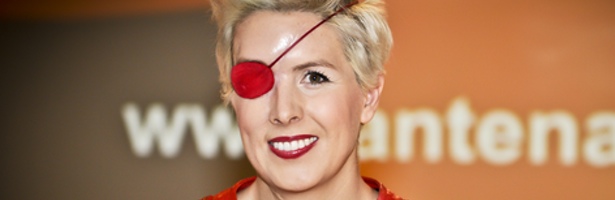 María de Villota, asesora de seguridad de las retransmisiones de Fórmula 1