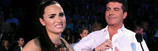 Demi Lovato y Simon Cowell en la segunda temporada de 'The X Factor'