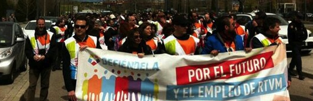 Los extrabajadores marchan hacia Telemadrid, este jueves