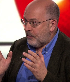 El periodista John Sweeney en una entrevista en BBC