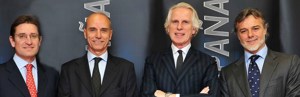 Los directivos, en la presentación de la nueva política comercial de Publiespaña