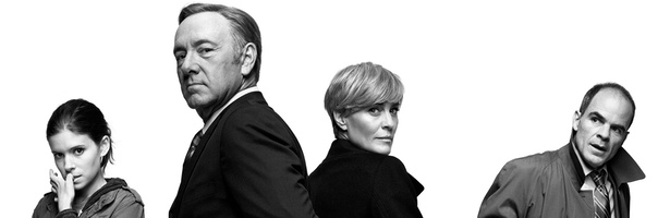Kate Mara, Kevin Spacey, Robin Wrigth y Michael Kelly en 'House of Cards'