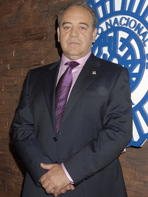 Tito Valverde ficha por &#39;Galerías Vélvet&#39;