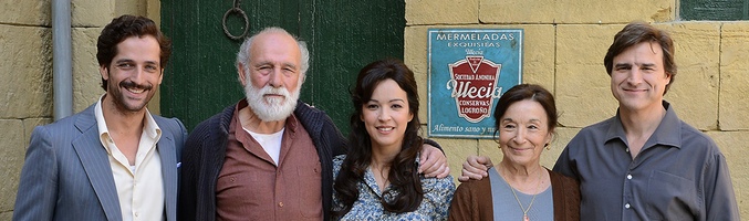 Familia Reverte: Adolfo, Ricardo, Sofía, Renata y Jesús