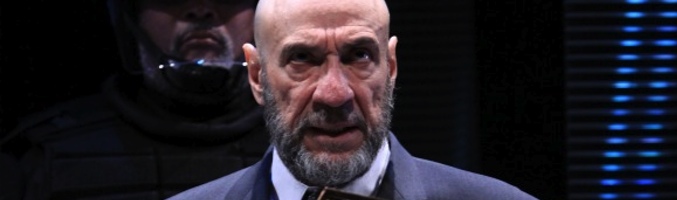 F. Murray Abraham interpreta a Dar Adal en 'Homeland'