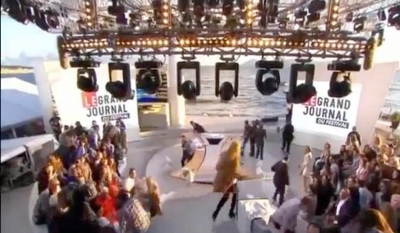 El público evacúa el plató tras el tiroteo