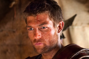 Liam McIntyre es "Espartaco"