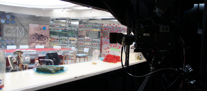 Una cámara observa la casa desde la "cruz de cámaras"