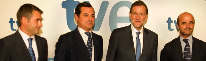 Julio Somoano, Leopoldo González Echenique, el presidente Mariano Rajoy e Ignacio Corrales en septiembre de 2012