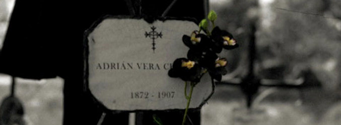 La tumba de Adrián Vera Celande tras morir a manos de Jesús Cisneros
