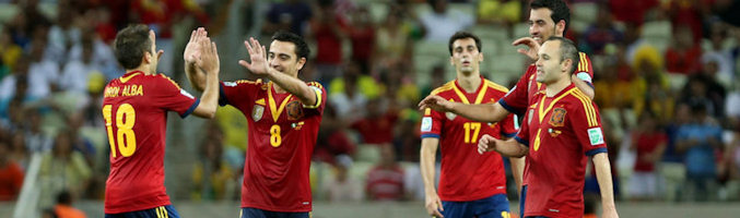 España durante la final de la Copa Confederaciones contra Brasil