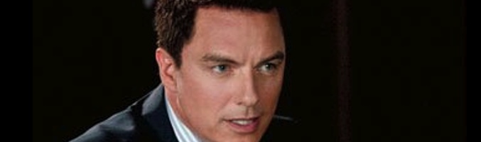 John Barrowman en la serie 'Arrow'