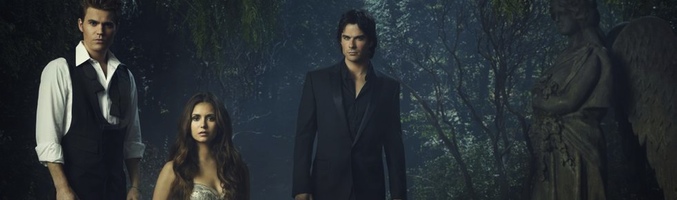 Paul Wesley (izquierda), Nina Dovrev (centro) y Ian Somerhalder (derecha), trío protagonista de 'The Vampire Diaries'