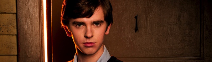 El actor Freddie Highmore