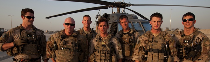 Miembros de la unidad de élite de las fuerzas aéreas en 'Evacuados en combate'