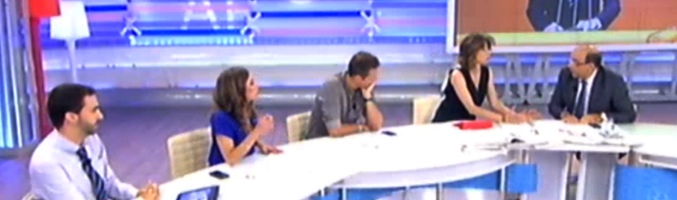 src="https://www.formulatv.com/images/noticias/32400/32408/2.jpg##677##200"/></div><h2 class='vh4'>'Espejo público de verano' vs 'El programa del verano'</h2><p>El programa con mejor audiencia fue 'Espejo público de verano' que marcó un 9,5% (325.000) frente al 9,3% (315.000) que anotó 'El programa del verano' (Telecinco). En su franja de emisión, la oferta de Antena 3 se colocó primera, de hecho, la cadena de Atresmedia Televisión logró hacerse con el liderazgo matinal tras promediar un 11%, a 9 décimas de Telecinco (10,1%). </p><p>No obstante, si tenemos en cuenta los resultados del jueves anterior, el magacín de <a href="https://www.formulatv.com/personas/sandra-daviu/">Sandra Daviú</a> pasa del 15,4% (553.000) al 9,5%, lo que supone una bajada de 5,9 puntos. En el caso de Telecinco, la bajada experimentada por la versión veraniega de 'El programa de AR', con <a href="https://www.formulatv.com/personas/sandra-barneda/">Sandra Barneda</a> y <a href="https://www.formulatv.com/personas/joaquin-prat/">Joaquín Prat</a> al frente, es todavía mayor. Cae ni más ni menos que 7,7 puntos.</p><p><u>'Espejo público de verano':</u></p><p>- 25 de julio: 553.000 espectadores (15,4%)</p><p>- 1 de agosto: 325.000 espectadores (9,5%)</p><p><u>'El programa del verano':</u></p><p>- 25 de julio: 592.000 espectadores (17,0%)</p><p>- 1 de agosto: 315.000 espectadores (9,3%)</p><div class="imgnctxt"><img loading="lazy" alt=