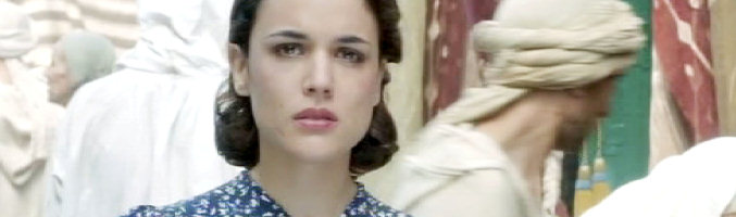 Adriana Ugarte protagoniza 'El tiempo entre costuras' en el papel de Sira Quiroga