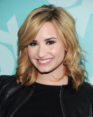 Demi Lovato en los Upfronts 2013 de Fox