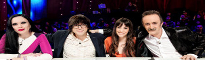 Jurado de 'Por arte de magia' en el plató del programa